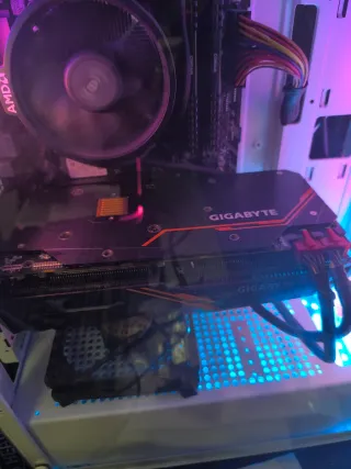 PC GAMING RYZEN 7 1800X | 32GB RAM | RX VEGA56 8GB