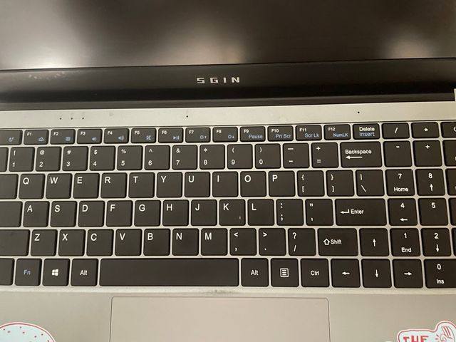 Portatil Sgin 15.6”