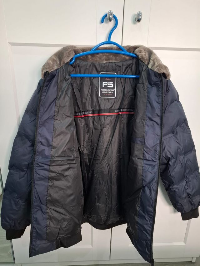 Chaqueta acolchada con cuello, talla L