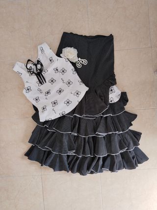 Traje flamenca / falda rociera