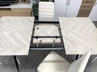 SOLO 118€ Mesa de comedor extensible 