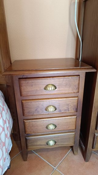 Muebles dormitorio de madera 