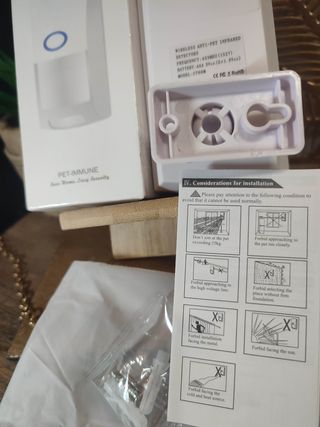 Sensor de movimiento inteligente Tuya o Smart Life