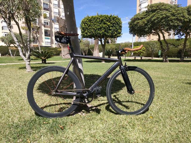 Bicicleta fixie BLB La Piovra color Black Chrome