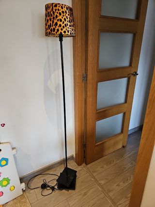 Lámpara de pie