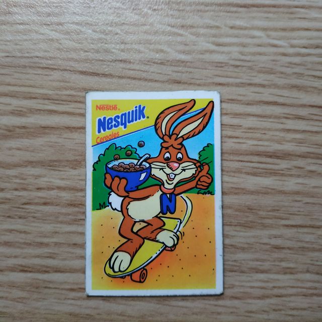 Imán Nesquik antiguo