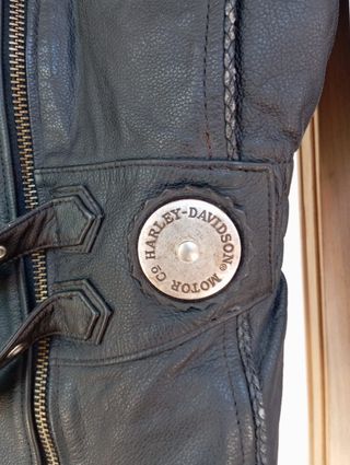 Cazadora Harley Davidson mujer.