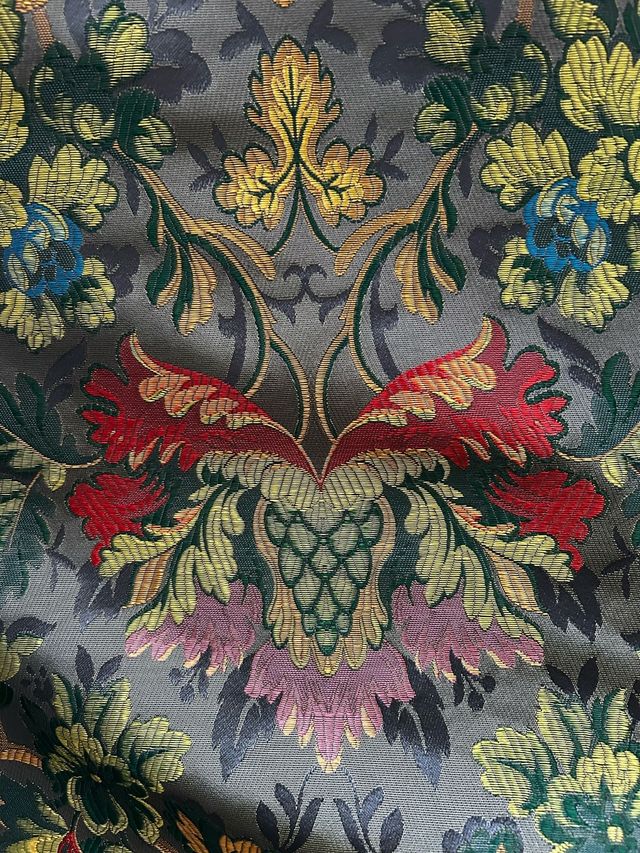 Vendo 2 cortes de telela de fallera