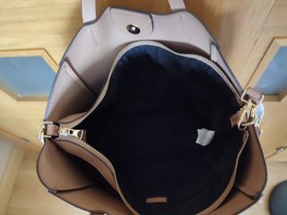 Bolso de mano con bandoleras