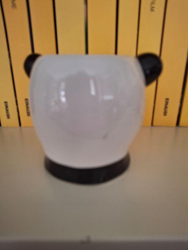 Portauovo a forma di panda