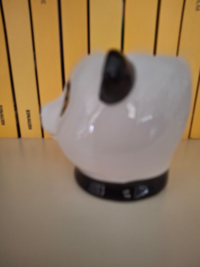 Portauovo a forma di panda