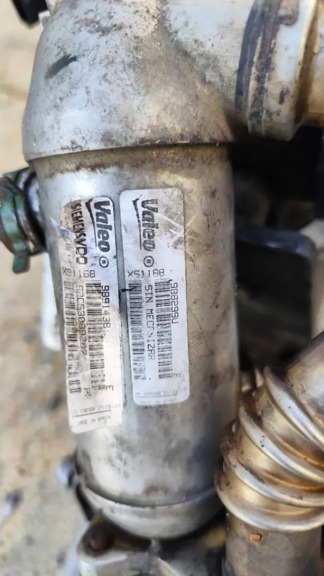 Piezas motor 2.5d Renault master 2