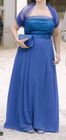 Vestido elegantísimo para grandes celebraciones