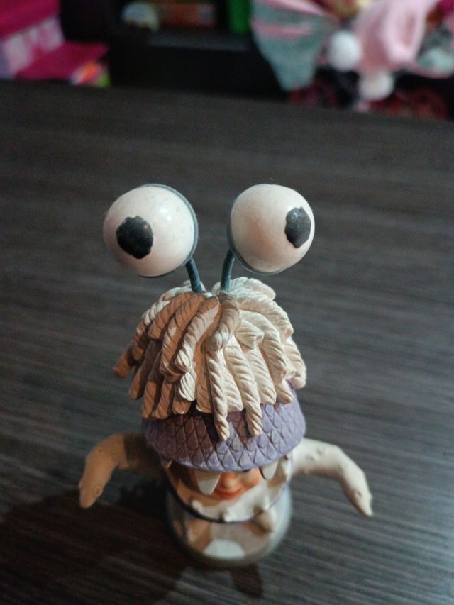 Figura Boo monstruos sa Bruce Lau