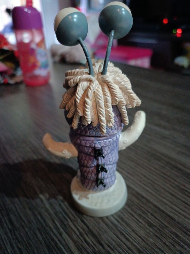 Figura Boo monstruos sa Bruce Lau