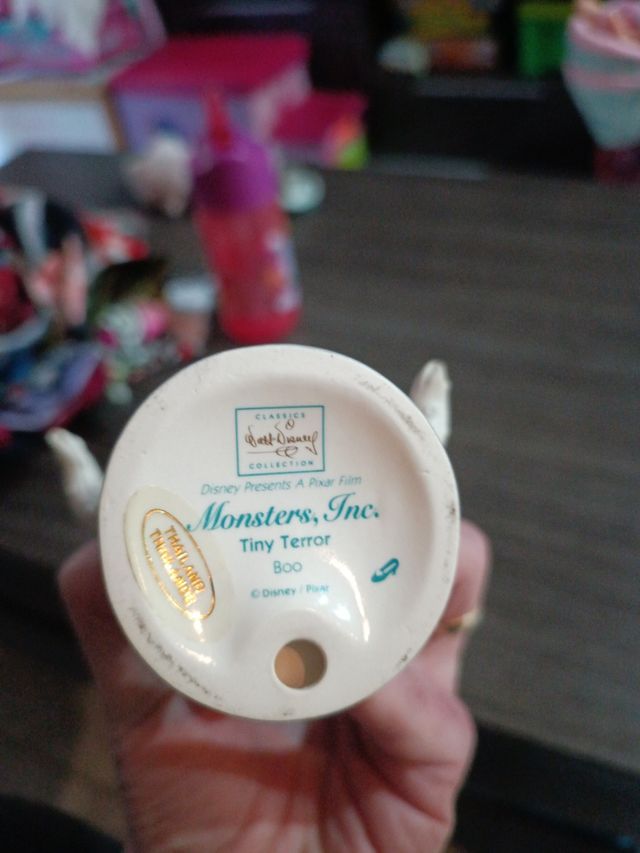 Figura Boo monstruos sa Bruce Lau