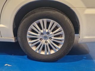 Lancia Voyager 2012
