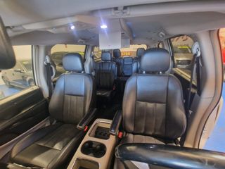 Lancia Voyager 2012