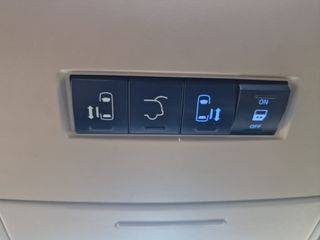 Lancia Voyager 2012