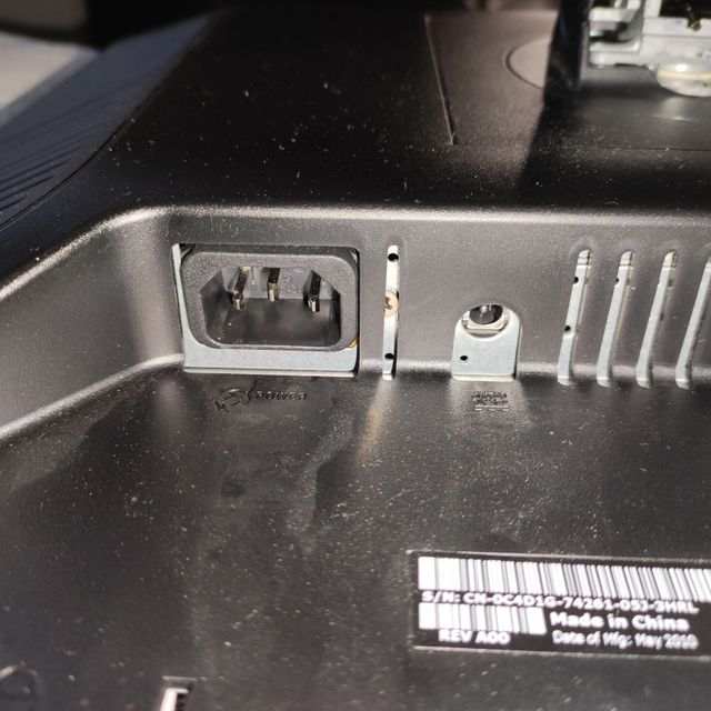 se vende monitor dell 19 pulgadas