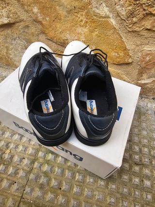 Zapatos golf boomerang