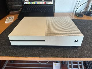 Xbox one S 1000GB