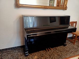 Piano Daewoo Royale