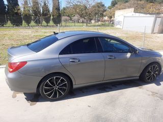 Mercedes-Benz Clase CLA 2015