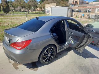Mercedes-Benz Clase CLA 2015