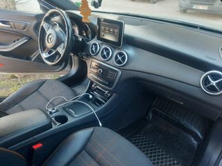 Mercedes-Benz Clase CLA 2015