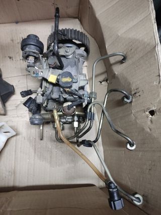 Bomba de gasoil Peugeot parner 