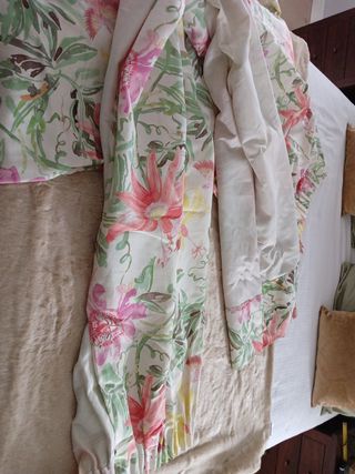 2 Cortinas  estampadas