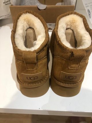 Ugg marrones talla 40