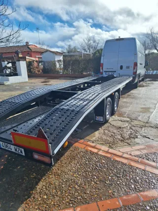 Transporte de motos y coches