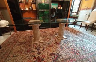 Tavolo di Cristallo con colonne in marmo