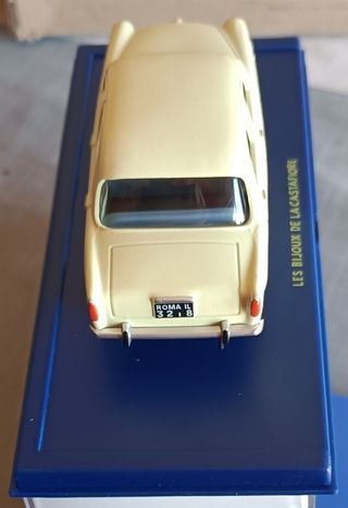 Tintin coche 1/43 52 Alfa Romeo