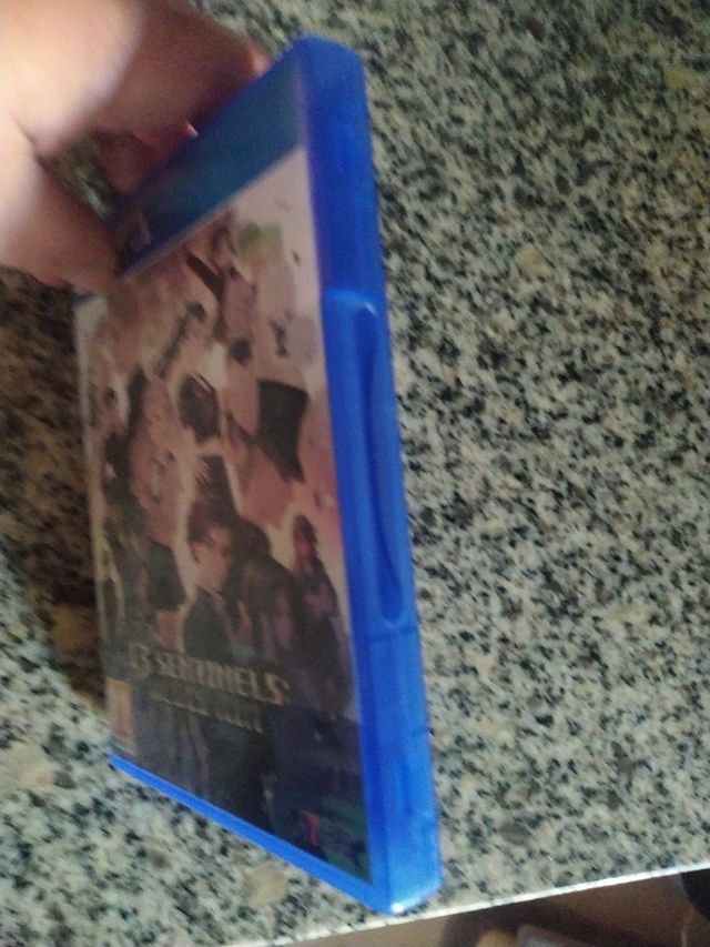 Juego de PS4 13 sentinels