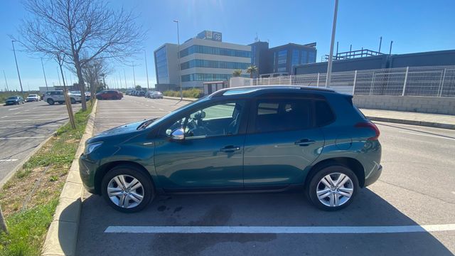 Peugeot 2008 PureTech Allure 1.2 Gasolina - 130 CV