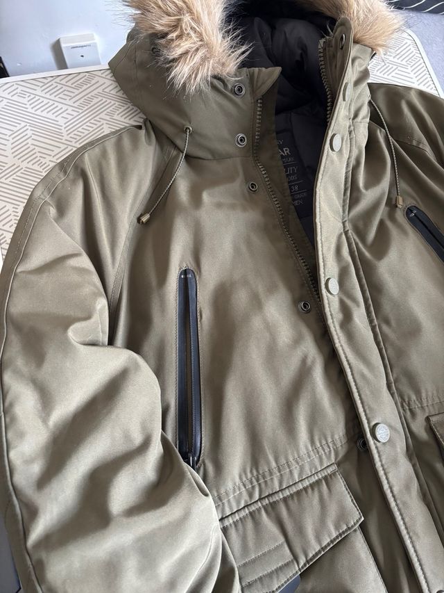 Abrigo pull and bear 