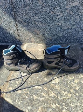 Scarponcino trekking Quechua