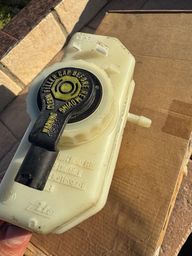 botella de bomba de freno e46 