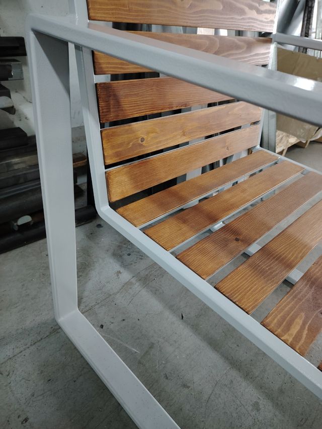 Sedia da giardino moderna ad artigianale