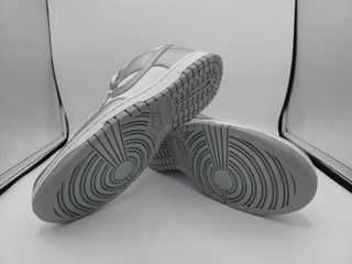 Nike Dunk Low Metallic Silver 43