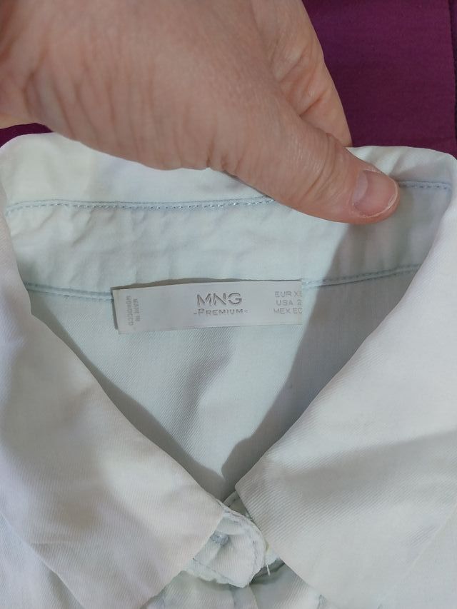 Camisa tipo vaquera muy fina. Ideal entretiempo