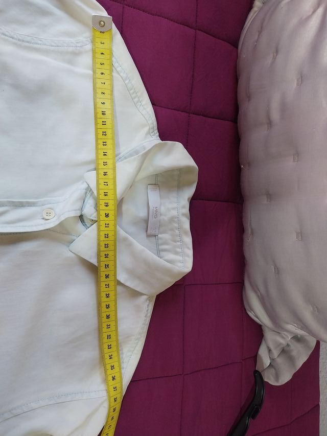 Camisa tipo vaquera muy fina. Ideal entretiempo