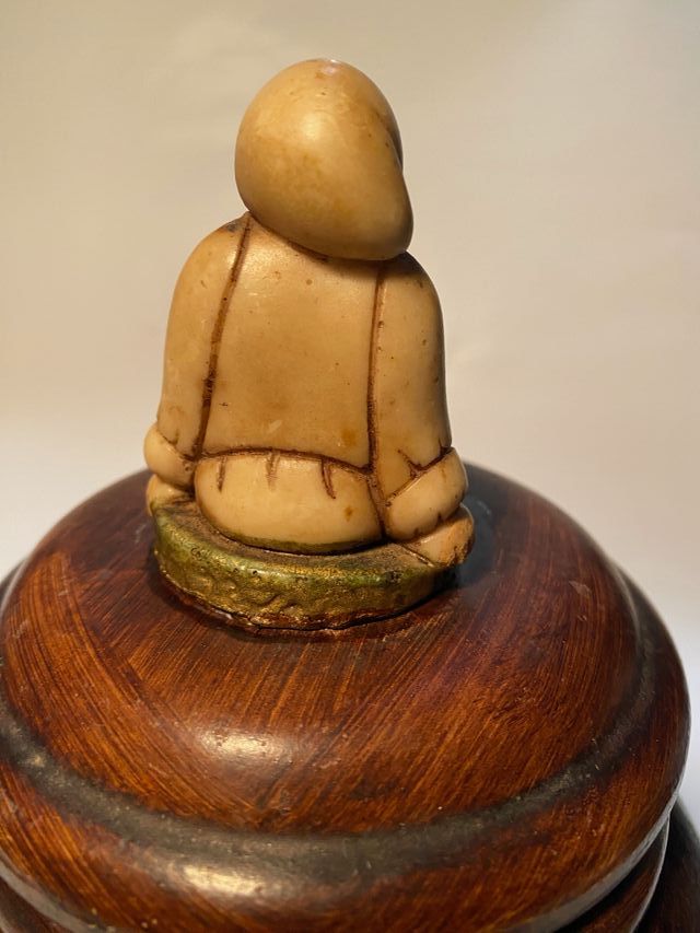 Vaso in terracotta porta caffè con Pulcinella