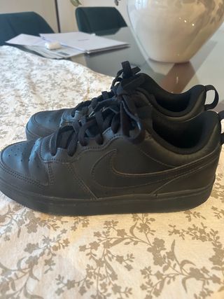 Zapatillas negras Nike talla 36.5