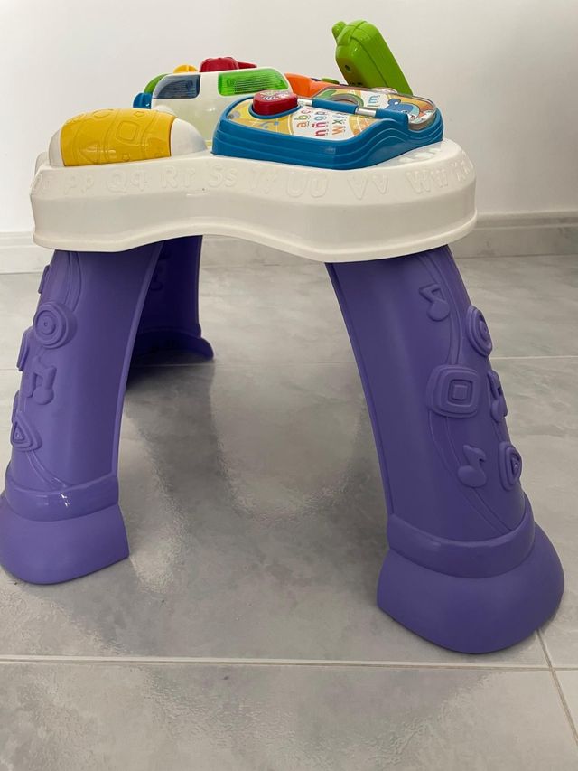 Mesita parlanchina V-tech