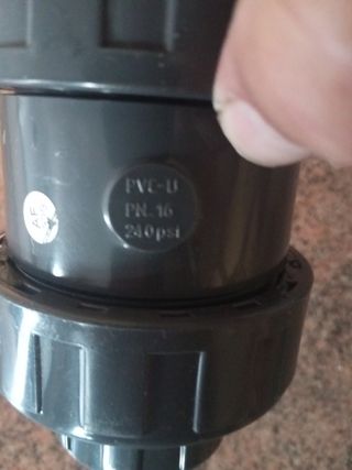 Llave de corte PVC 40