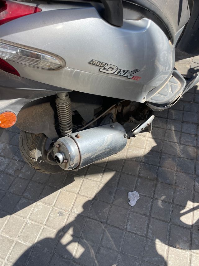 Moto Kymco Grand Dink 125